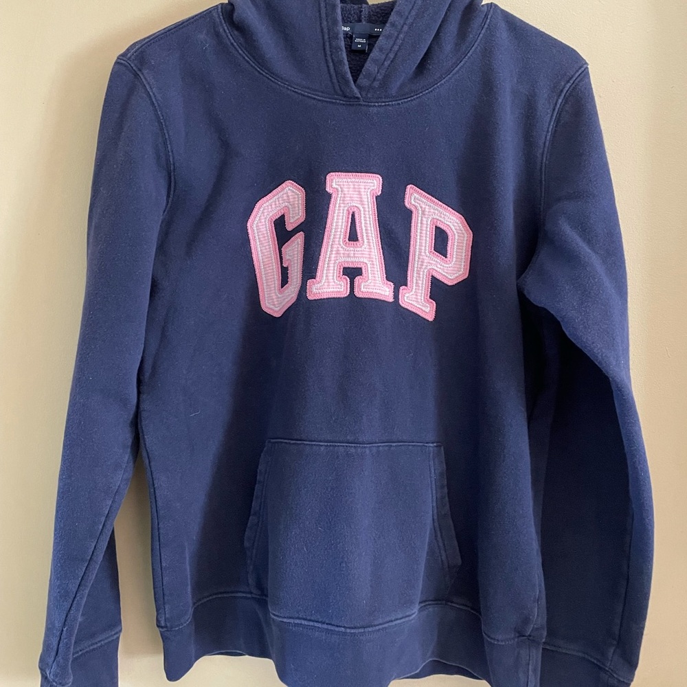 GAP navy blue & pink sweatshirt